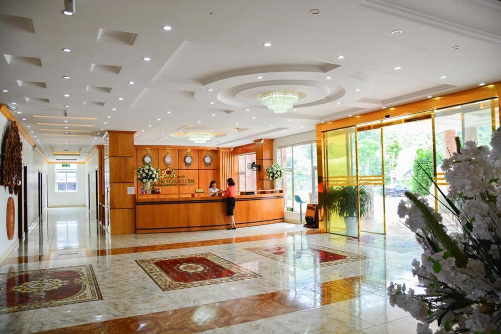 Manh Tuan Hotel Moc Chau - By Bay Luxury Extérieur photo